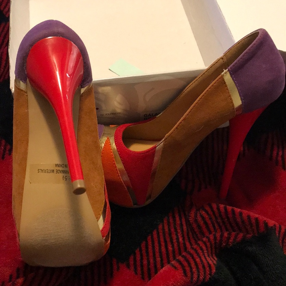 High heel shoe